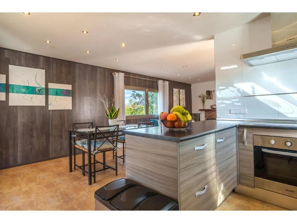 Holiday Home Son Alcaines Sineu By Interhome 0*, シネウ